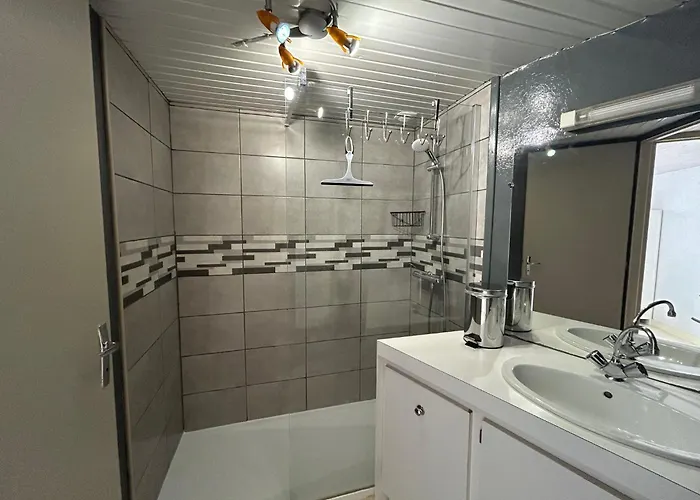 Ideal Famille - Proche Sites Touristiques アパート *